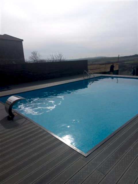 Özel havuz deck kaplama
