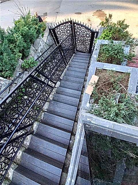 Plastik merdiven kaplama