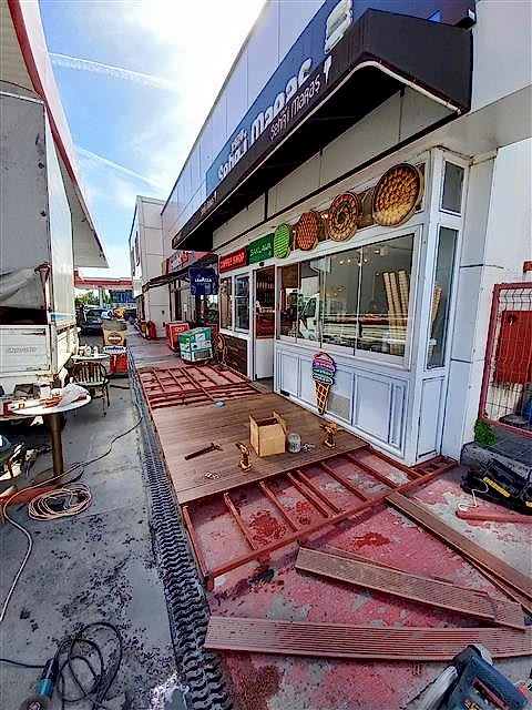 Restoran zemin kaplama