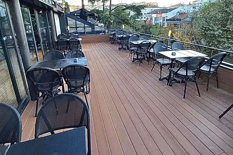 Plastik Kompozit Deck Kaplaması.