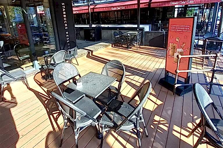 Acıbadem Starbuck Kompozit Deck Zemin Kaplama.